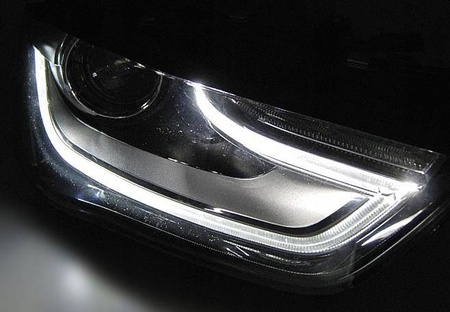 Forlygter TRUE DRL BLACK passer til AUDI A4 B8 12-1