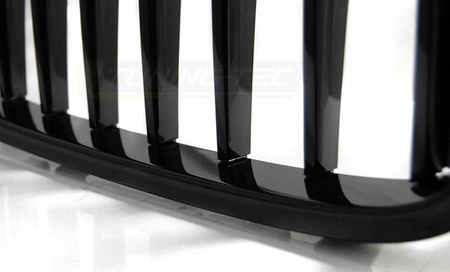 Frontgitter BMW G30 G31 17- SORT GLAS