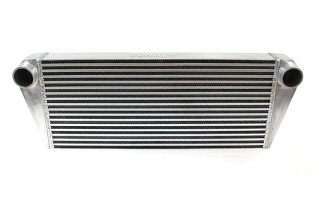 TurboWorks 700x300x76 2,5" intercooler bagpå