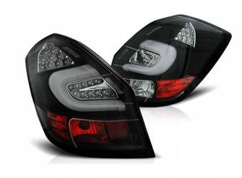 Skoda Fabia II 07-13 sorte led-stanglygter