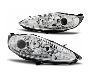 LYGTER NYE FORD FIESTA MK7 08-12 DAGSLYS KROM