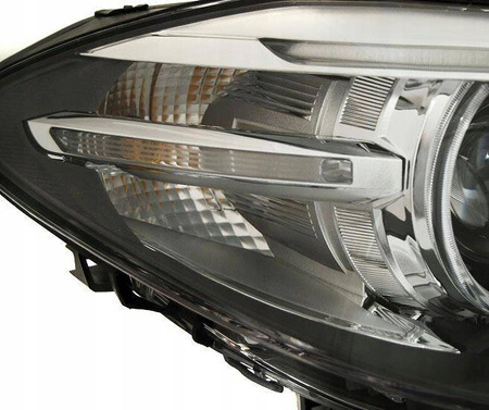 F10 F11 forlygter 10-13 RINGI LED DRL SORT X