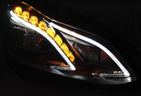 LYGTER MERCEDES W212 13-16 SORT DRL FULD LED LIFT