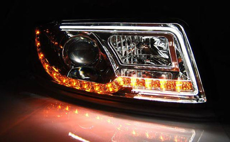 Forlygter Audi A4 B6 00-04 Led-rør krom