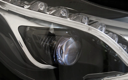 LYGTER MERCEDES W212 13-16 SORT DRL FULD LED LIFT